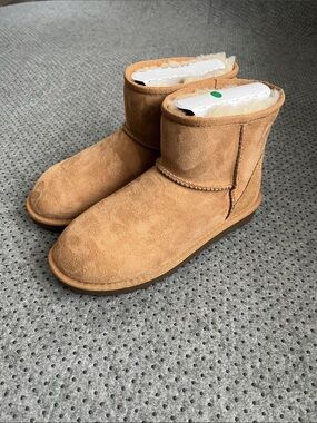 Kirkland Signature Shearling Winter Boots